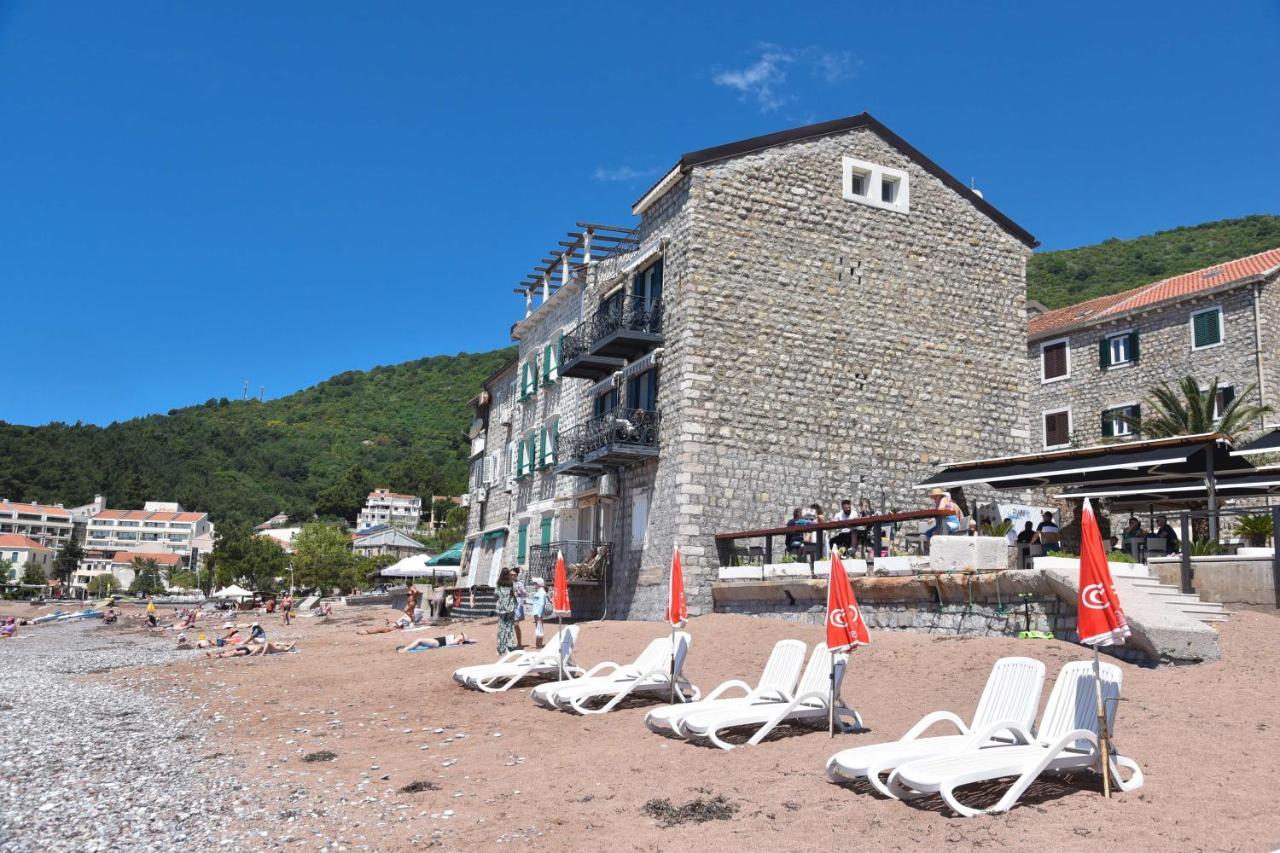 Beach House Petrovac Exterior photo